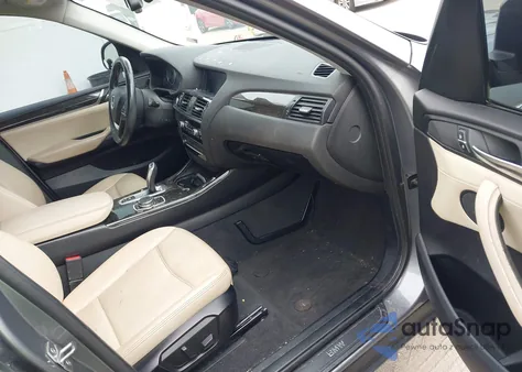 2015 BMW X3 xDrive28I z USA, uszkodzony, nr VIN 5UXWX9C57F0D53640